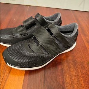 New Balance Cycling Shoes Size 7